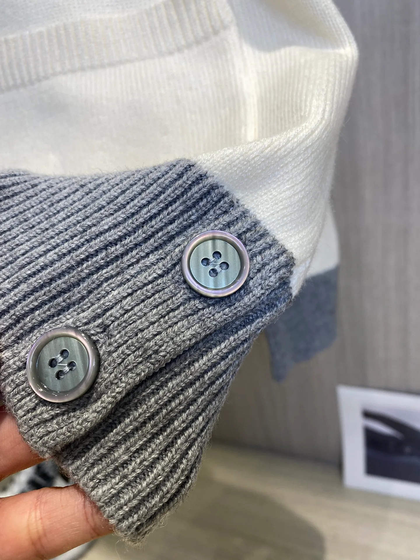 🔥🔥p150 Thom Browne ➡️ TBClassic Classic Quality⚠️ ， ， ， ， ❗️❗️ ， ！ TBSeries ， ， ！ ： White Size:M L XL XXL